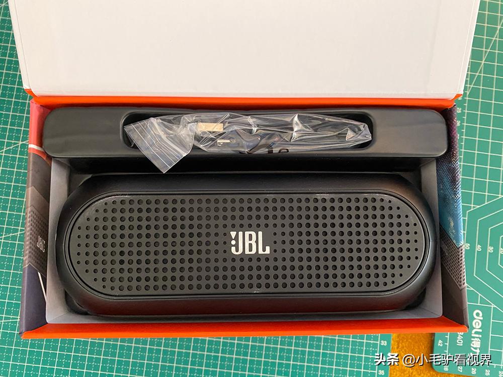 jbl小音响杂音跟破音似的,jbl吸顶音响4个喇叭效果