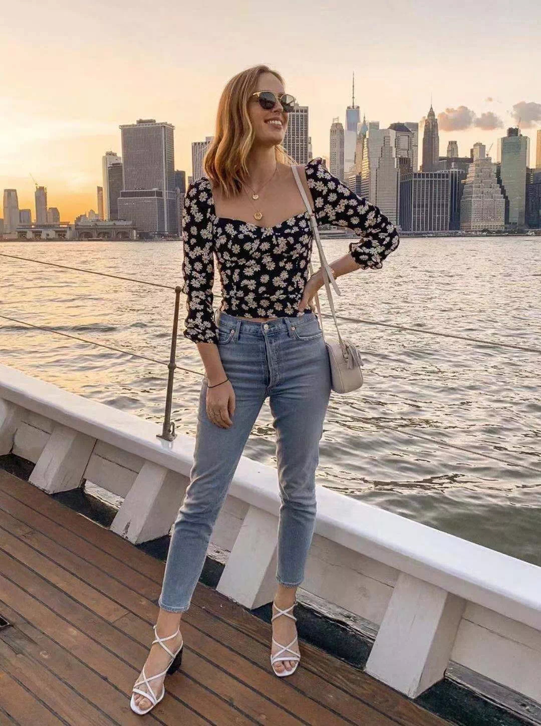 满大街都是“BM风”？“挤奶衫”才是时髦女孩必备单品