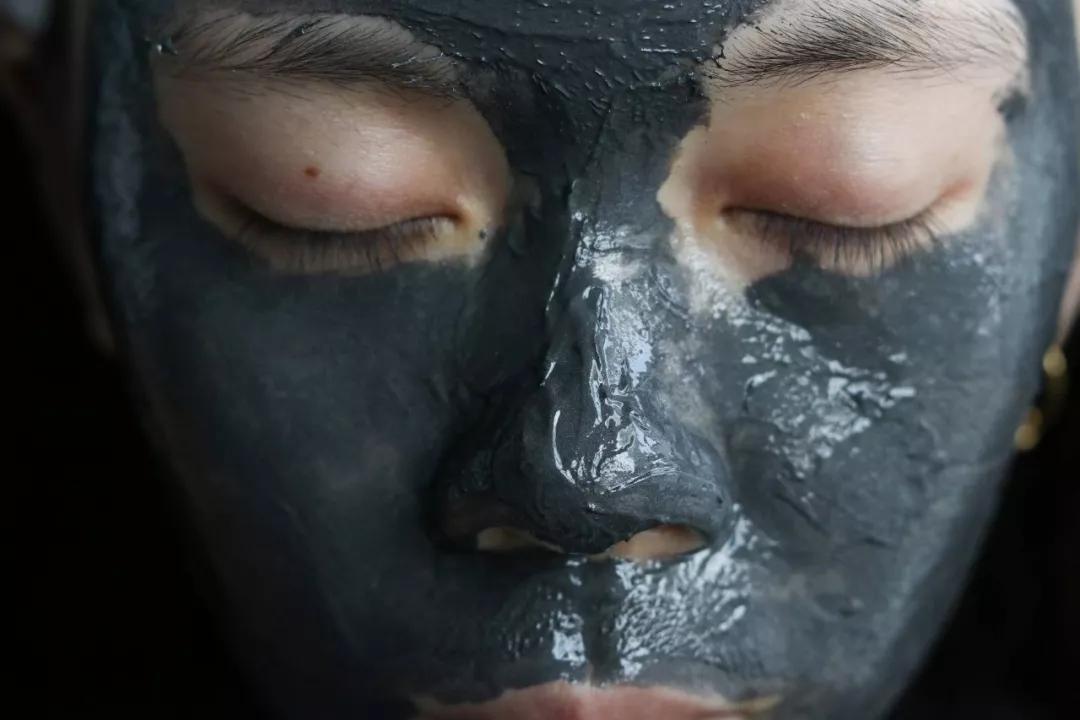 素颜过得去的女生化妆会更惊艳吗,素颜都比你好看的人有哪些小心机