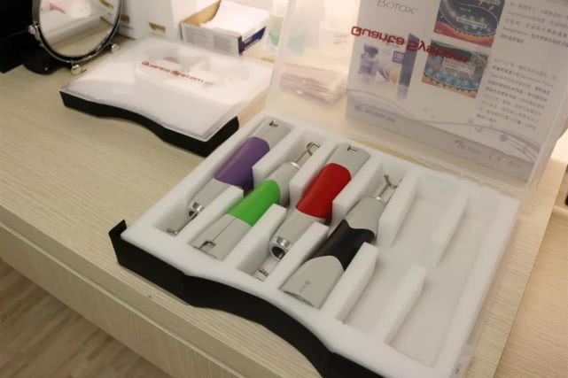 带妈妈体验高铁商务座,体验坐高铁带孩子