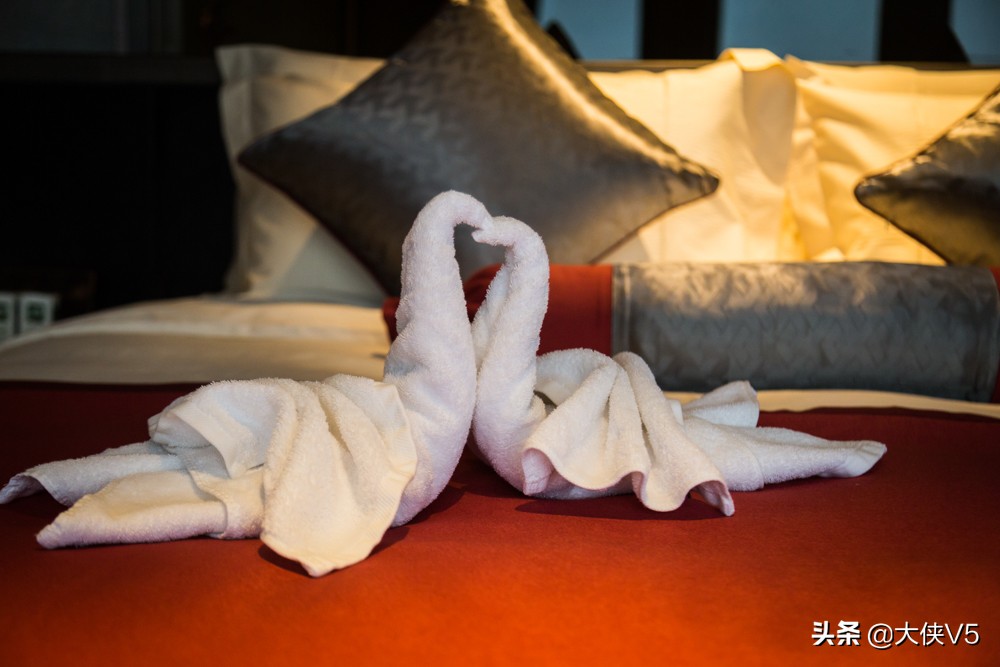 上海旅游值得打卡的酒店,来上海玩住哪里性价比比较高