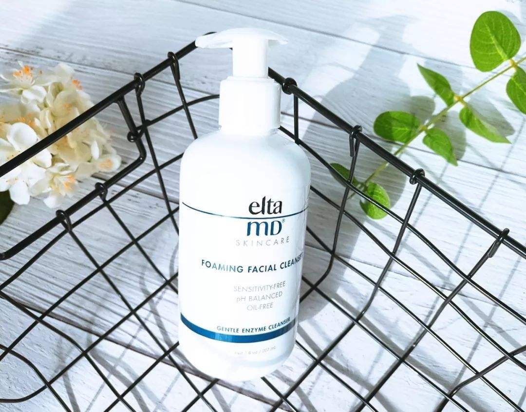 推荐一款比较火的网红洗面奶,超平价的经典好用的洗面奶推荐