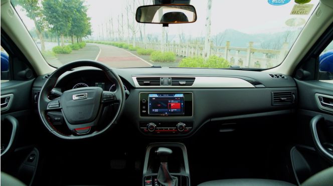 敢跟半挂掰手腕的车,敢和外资车叫板的国产车