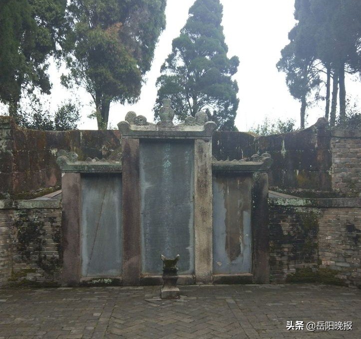 杜甫墓的真墓在哪耒阳,杜甫墓在平江县