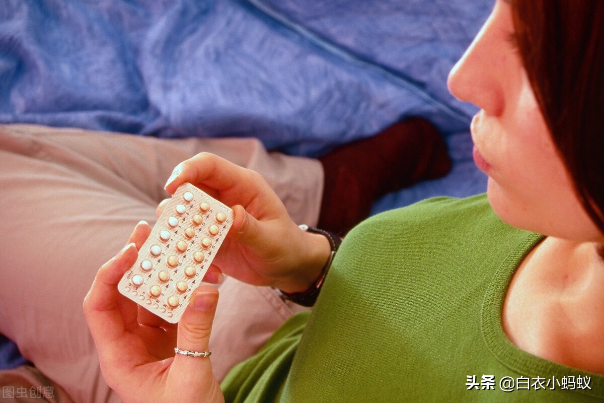 女生吃了避孕药会有哪些变化,女生吃一次避孕药会有什么事吗