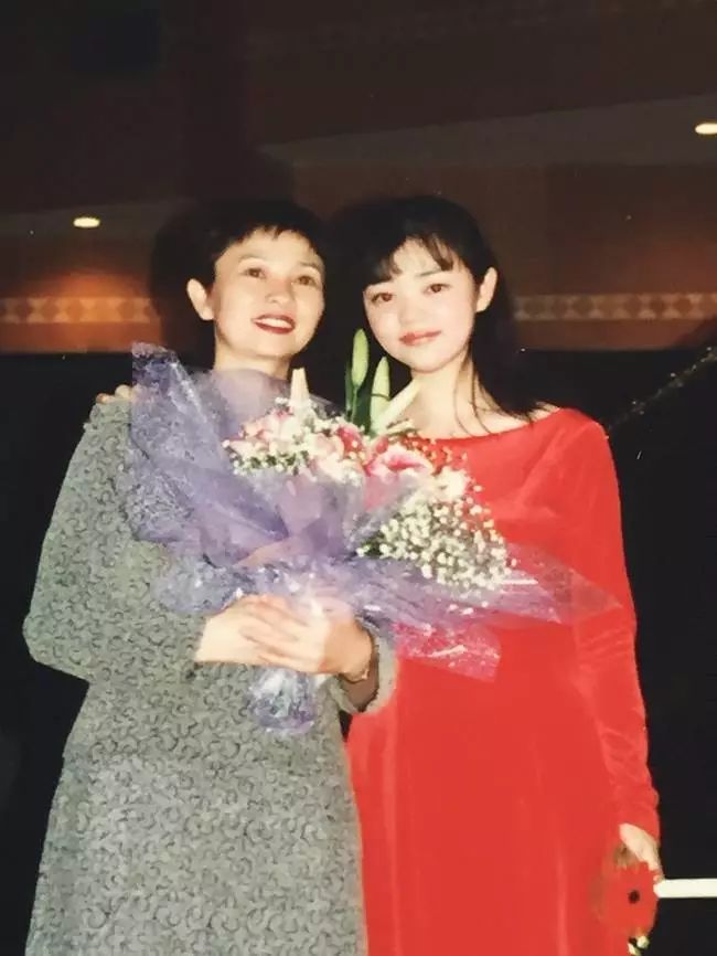 陈萨代表作,陈萨艺术照