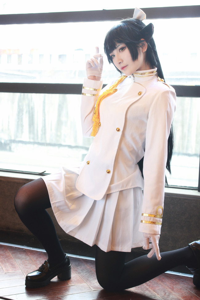 碧蓝航线高雄獒新春图集,碧蓝航线吾妻婚纱cos