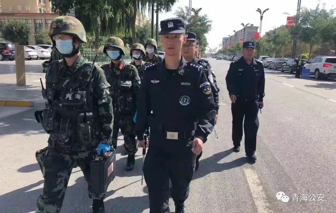 祝福祖国守护百姓健康,祝福祖国繁荣昌盛我在岗