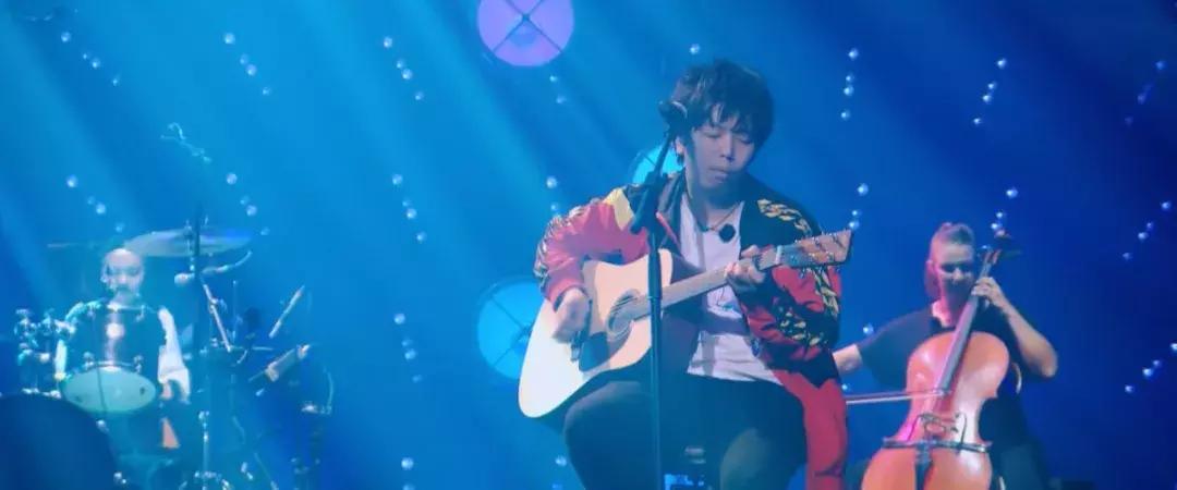 伊文吉他变调夹教学,吉他教学入门零基础使用变调夹