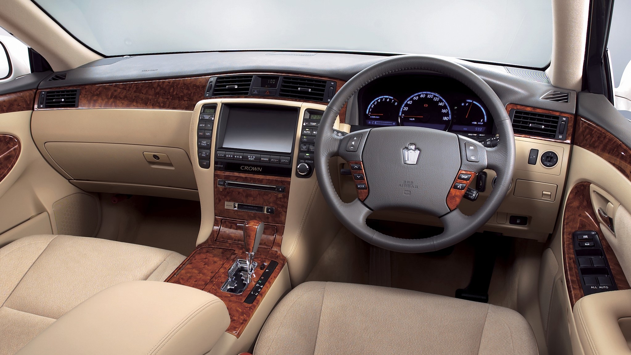 盘点那些新款比老款还难看的车,新款和旧款外形完全不一样的车