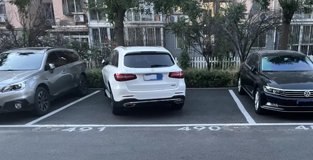 看看！顺义区石园这小区业主竟如此抢车位