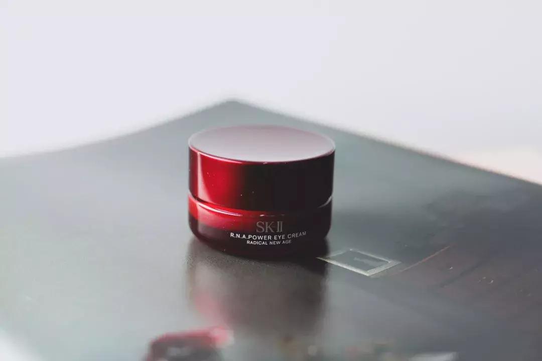 平价好用的眼霜你居然还不知道,眼霜哪款才是真正有效好用