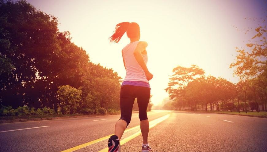 12岁女孩身高1.5米吃什么助长高,青少年喝牛奶吃鸡蛋能长高么