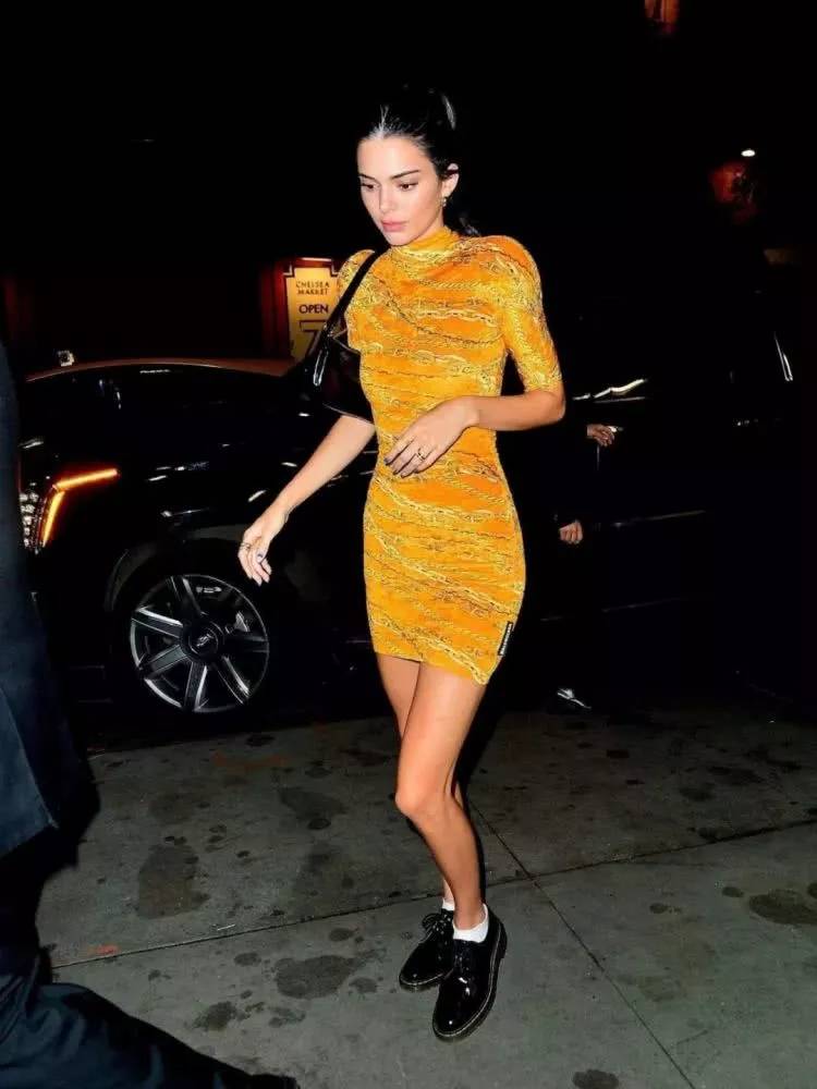 明星街拍包包香奈儿经典款,盘点街头出镜率最高的10款包包