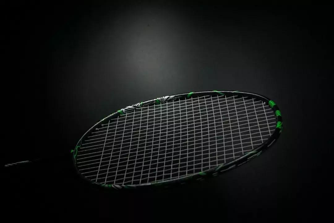 阿迪达斯a5,阿迪达斯a09羽毛球拍多少钱