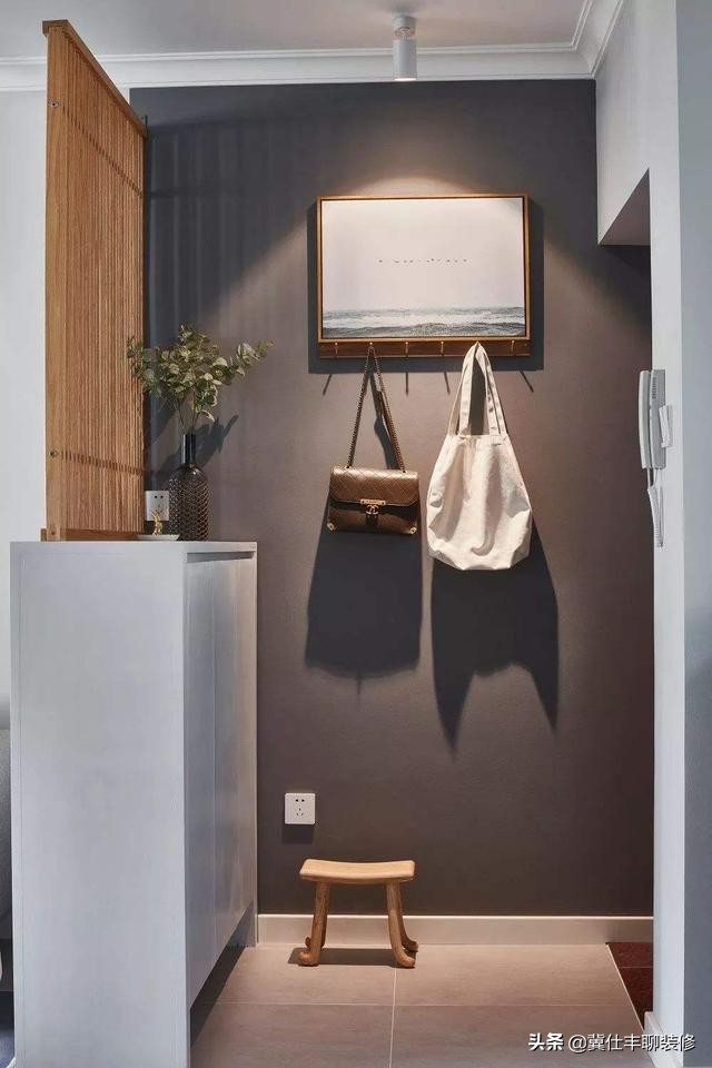 玄关用格栅和木饰面搭配效果图,木格栅玄关用什么点缀