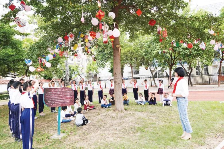 龙文到底是谁,龙文是谁演唱的