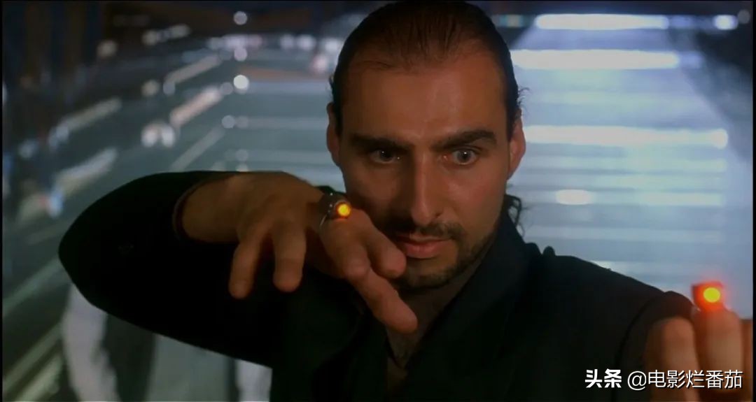 向华强投资李连杰电影,李连杰向华强利智