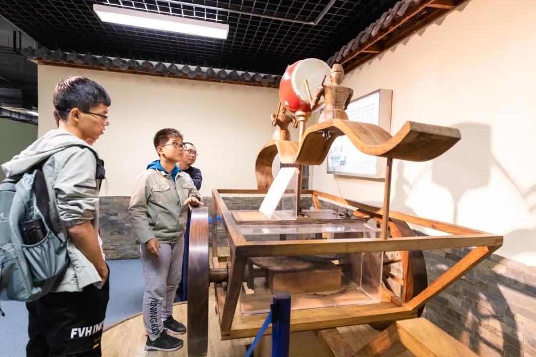 这个季节适合去济南哪旅游,济南十一假期游玩攻略