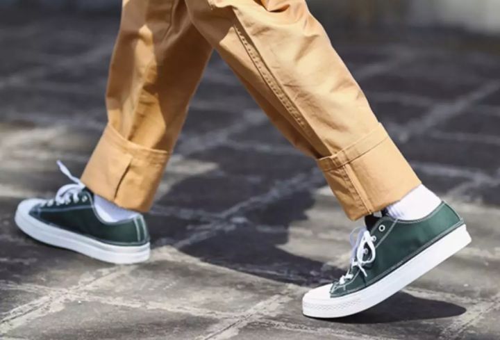 匡威帆布鞋什么品牌好,匡威帆布鞋有的为什么差别那么大