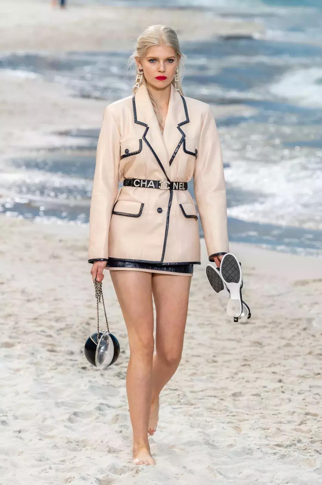 好看的貂皮毛女装,集齐七色召唤