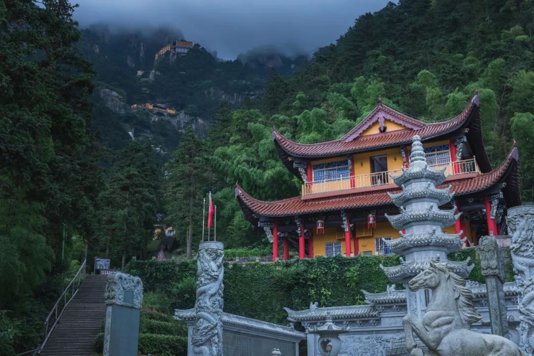我国四大名山九华山,四大佛教名山哪个风景最美