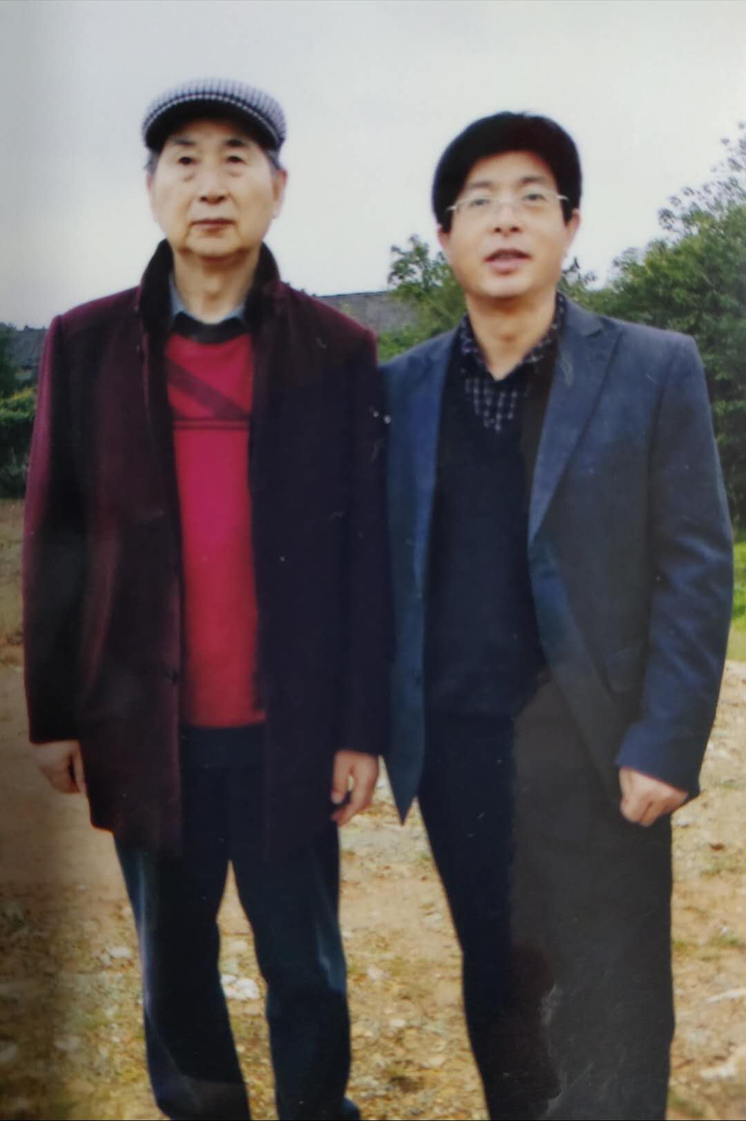 井冈山的歌者：著名作家袁鹰、江子等对胡刚毅文学作品的评论