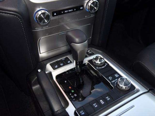 丰田兰德酷路泽2022款顶配版动力,深度体验最丐版的丰田兰德酷路泽