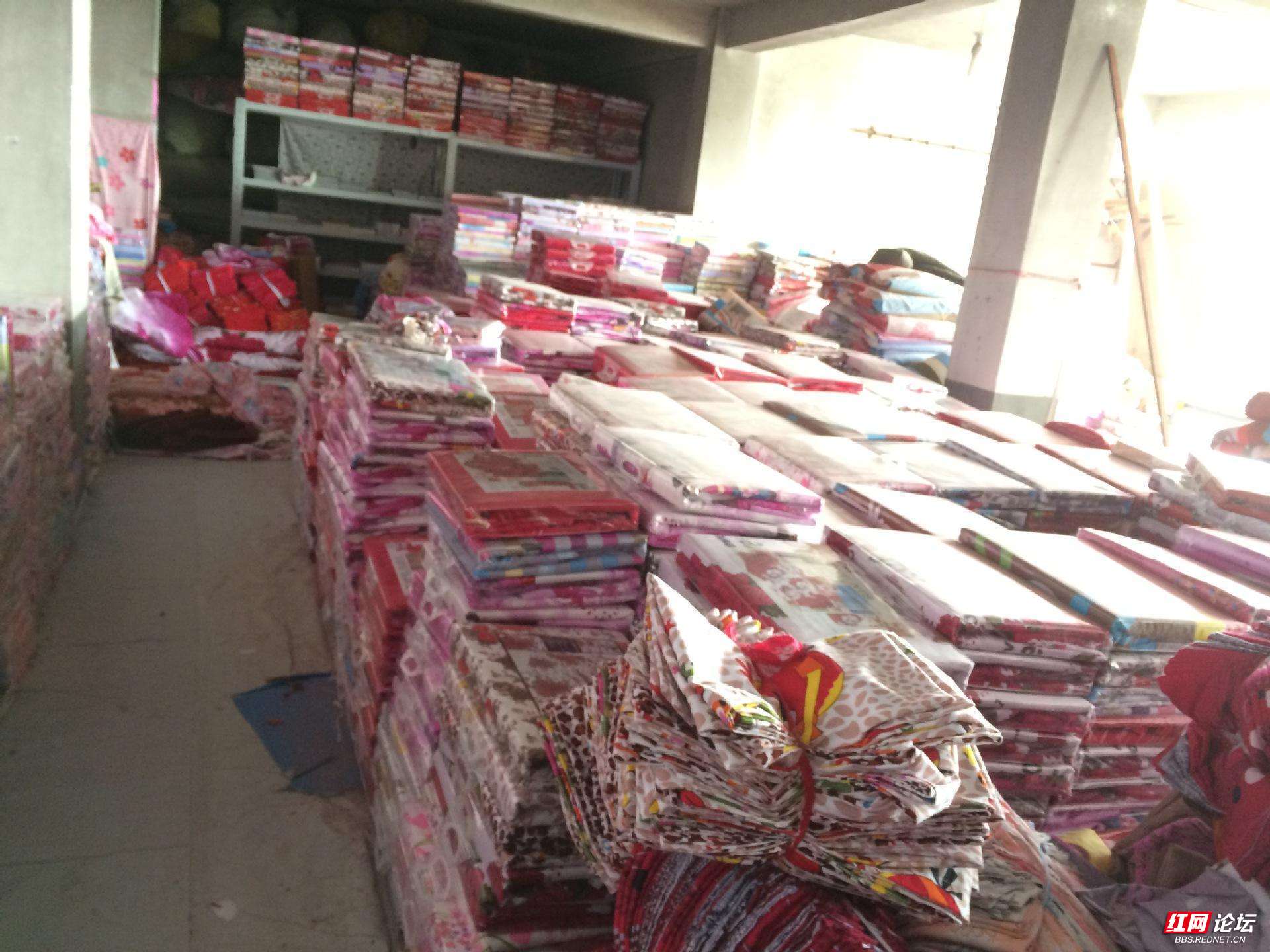 地摊往事：现在支持摆地摊的，也是以前反对摆地摊的人