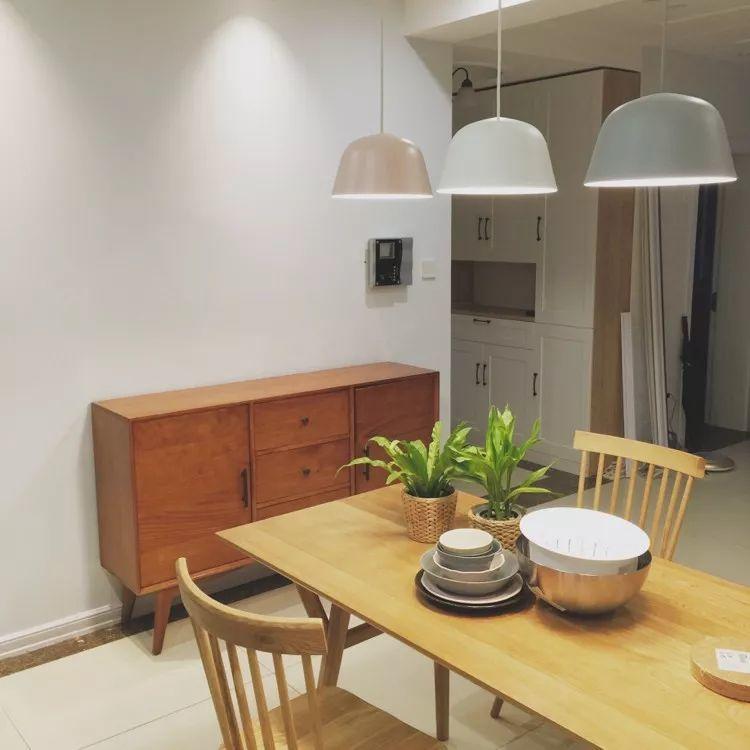 餐厅不仅重要吊灯也能提升颜值,餐厅有质感的吊灯