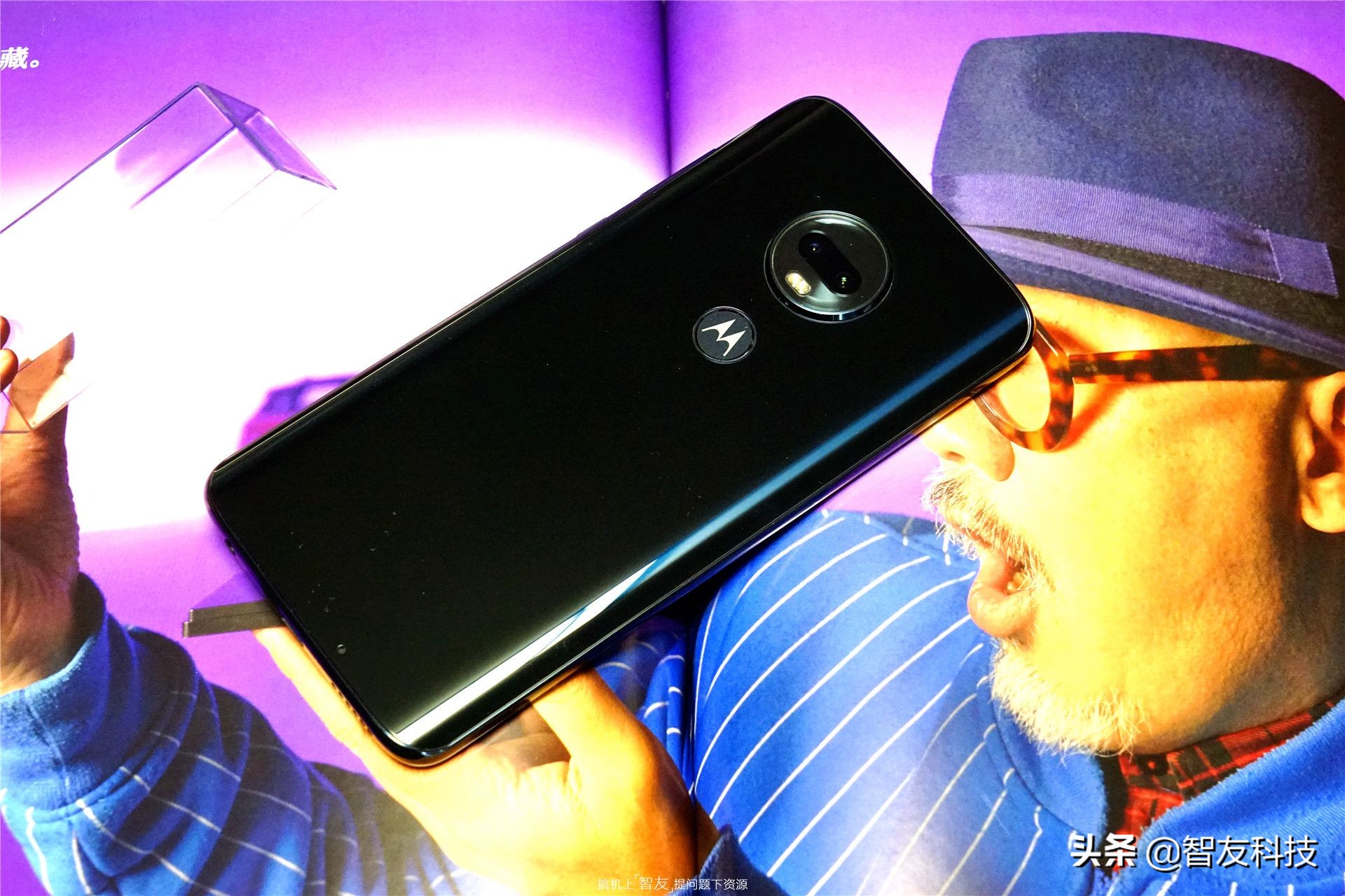 摩托罗拉g7plus评测视频,摩托罗拉g7与g7plus参数比较