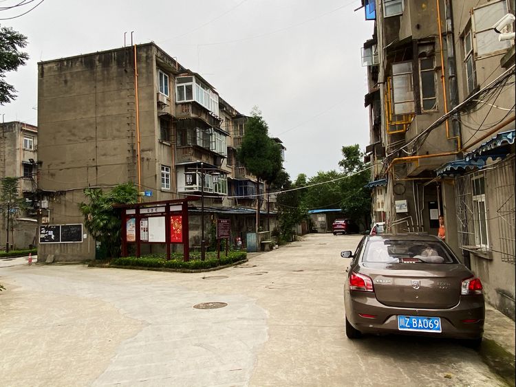 走过58个春夏秋冬,走过55个春夏秋冬