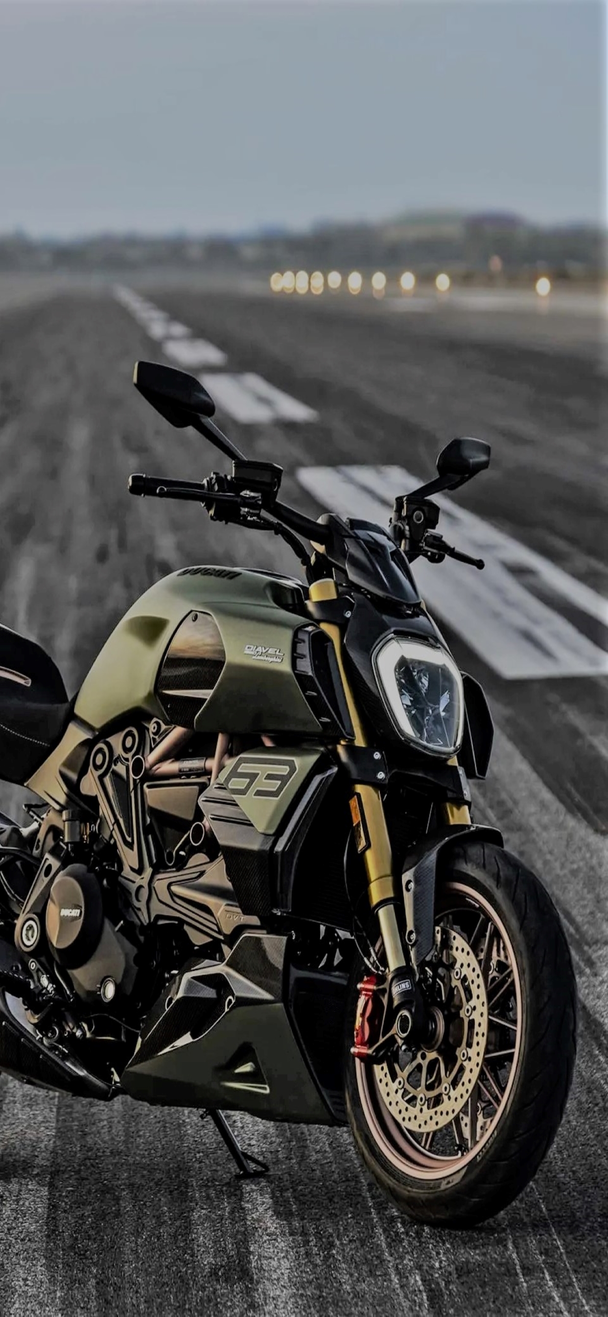 杜卡迪v4s图片壁纸,杜卡迪1119高清壁纸