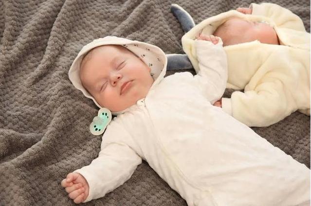 什么时候开始调整宝宝睡眠时间,宝宝最佳睡眠时间