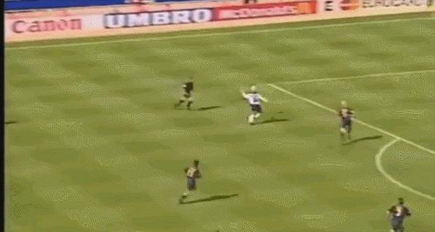 破产酒鬼的球鞋拍卖值6万，加图索的恩人名字成为香港路名