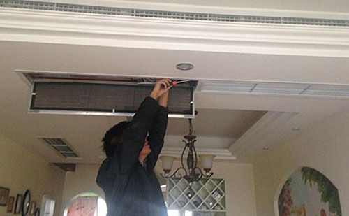 家里装中央空调哪个牌子好,家里装中央空调好还是挂机好