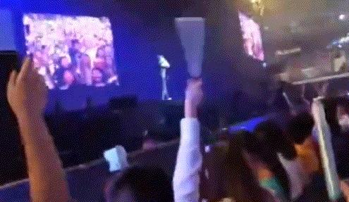 从全网黑到全网催婚,从全网黑到万人捧的歌手