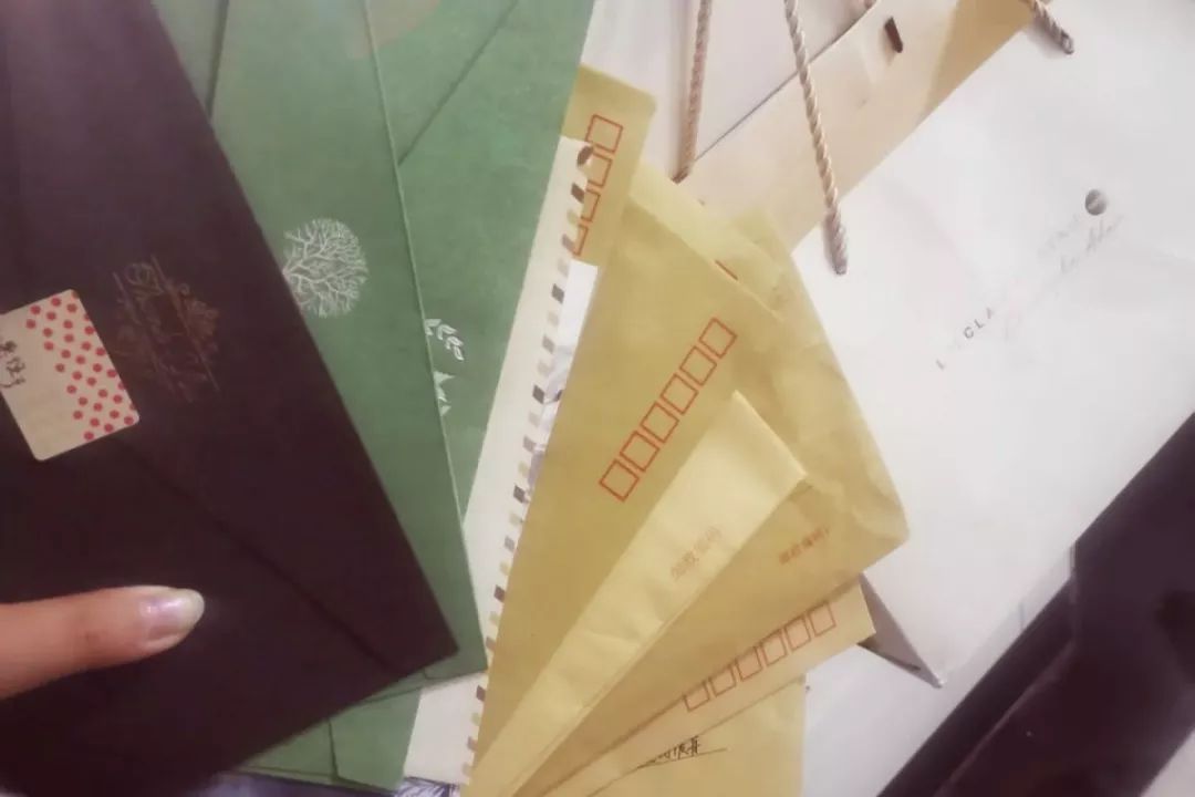 写一封信给初恋的她,给未来自己的一封信男生