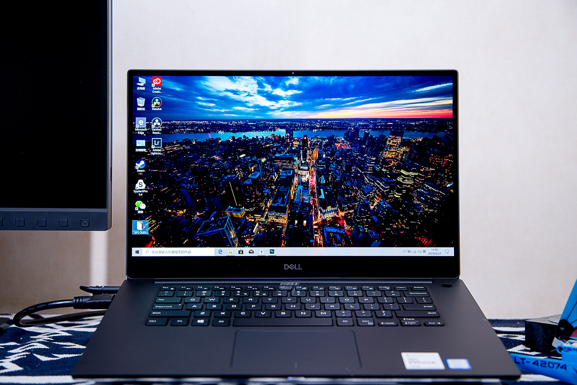 戴尔xps157590屏幕刷新率,dellxps159570测评