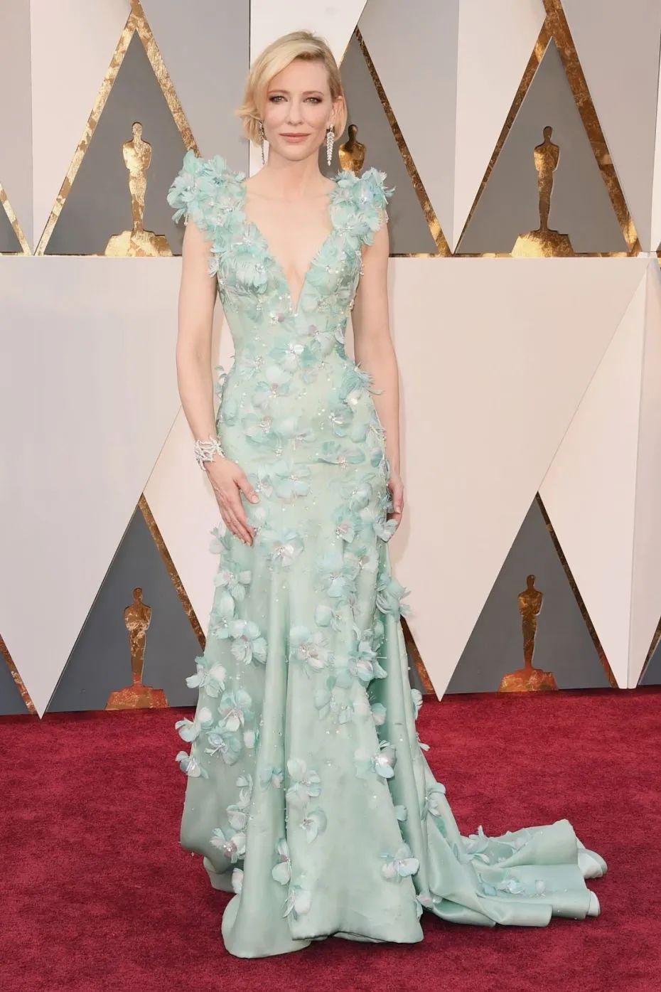 RR·TRENDS|OldMoney与NewMoney间的高定之争