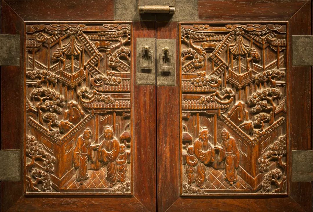 这个家具专场，几乎每年都是连拍带抢，漏太大了