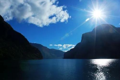 我的易经生活｜006蓝色药丸和红色药丸