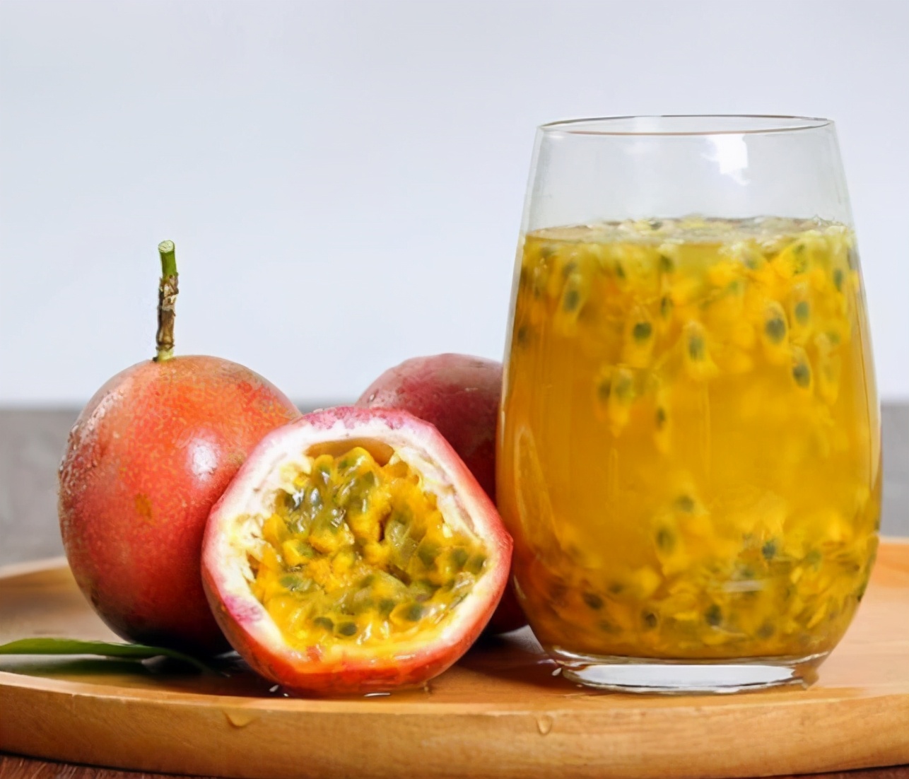 买来的百香果可以直接泡水吗,百香果买来就可以吃吗