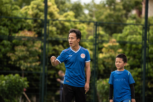 为梦想而努力青少年足球活动昆明,昆明少年足球训练营