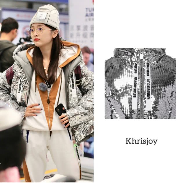 唐嫣穿银色棉服,唐嫣穿黑色羽绒服视频