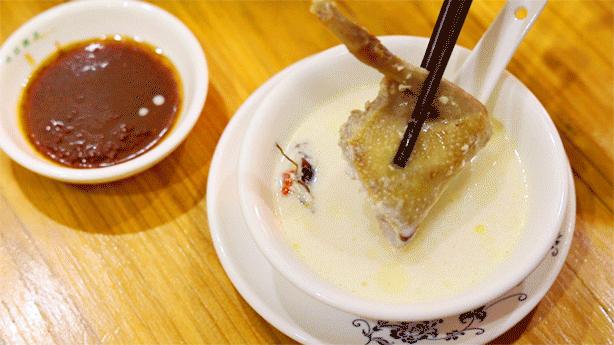 10张桌子的餐饮店,10张桌子串串店