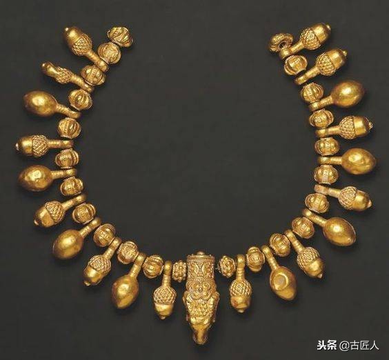 奢华珠宝图片,复古珍珠珠宝