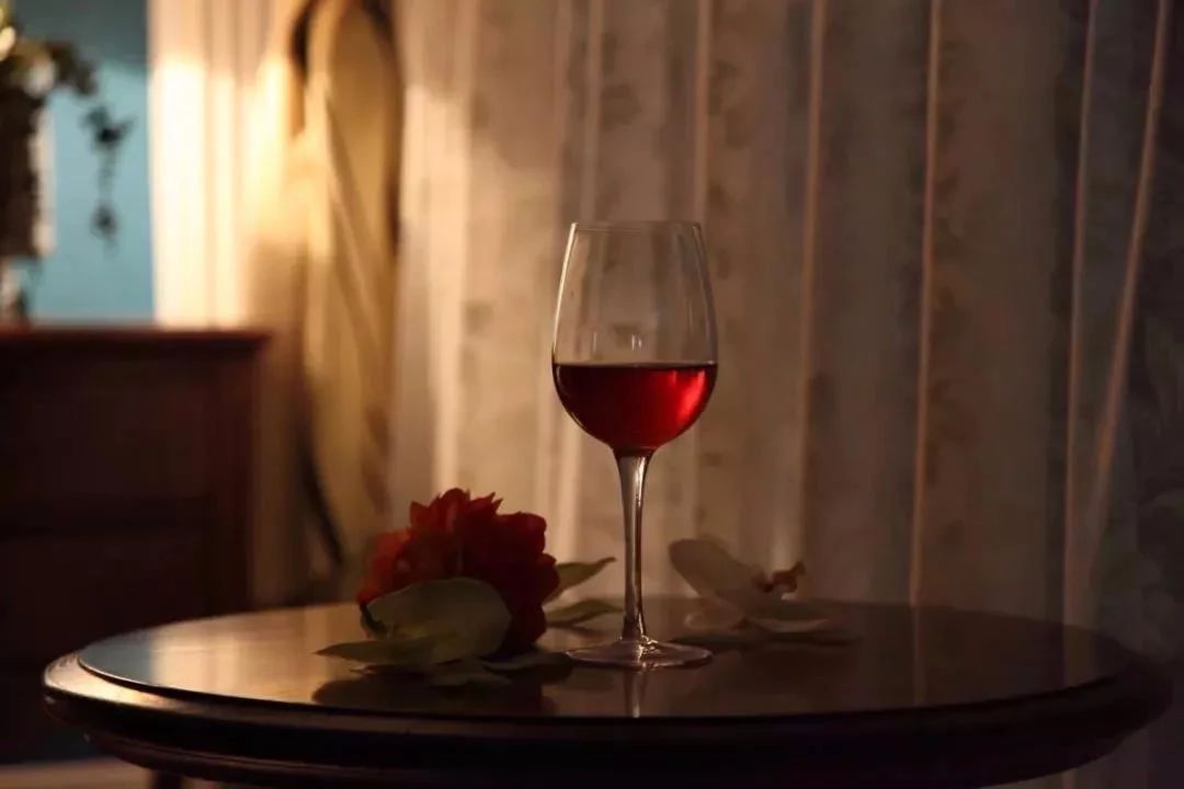 开开木门和开洋木门哪个好,开开木门环保达标吗