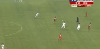 国足1:5惨败泰国后范志毅采访视频,范志毅输完泰国输越南完整视频