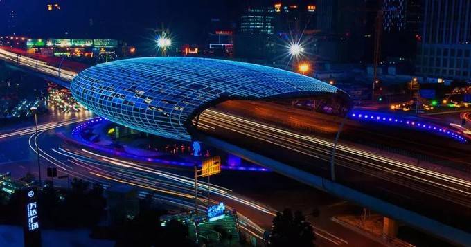 上海旅游交通攻略,上海交通方便的旅游景点